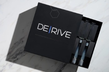 DE|RIVE